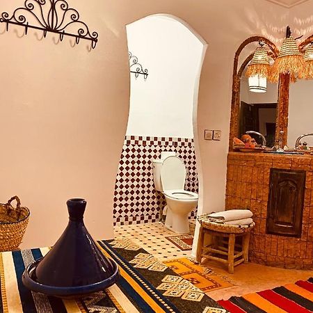 Auberge Tissadrine Akhendachou n'Ait Ouffi Extérieur photo