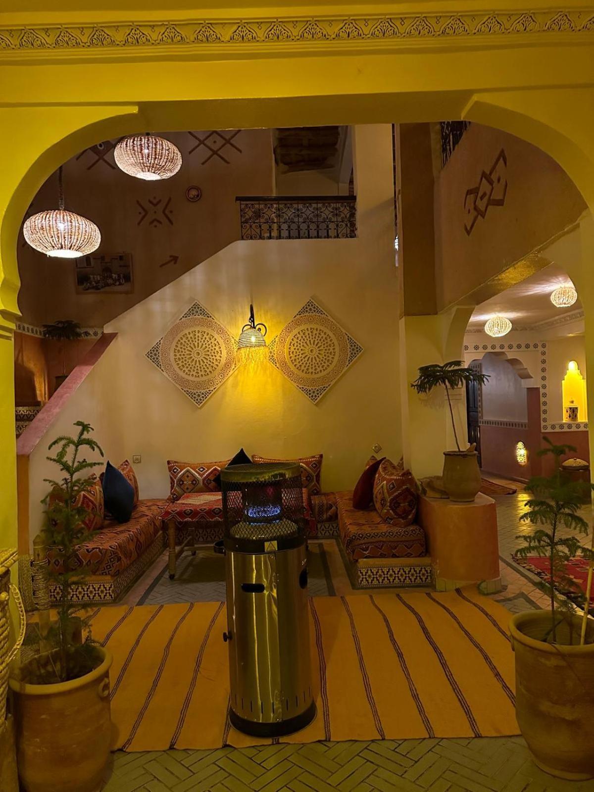 Auberge Tissadrine Akhendachou n'Ait Ouffi Extérieur photo