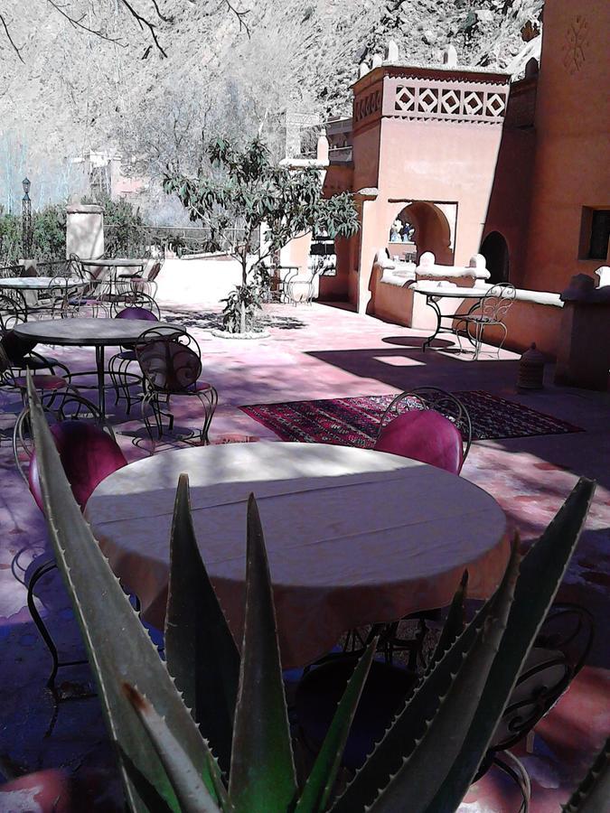 Auberge Tissadrine Akhendachou n'Ait Ouffi Chambre photo