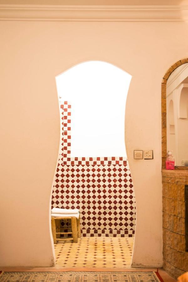 Auberge Tissadrine Akhendachou n'Ait Ouffi Extérieur photo